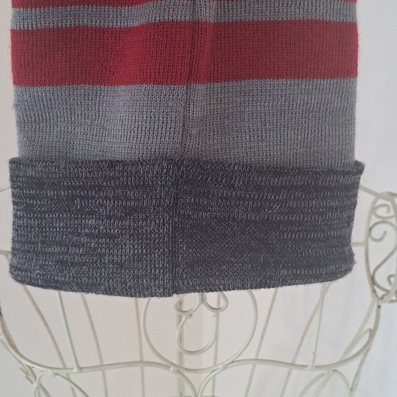 Harry Potter Gryffindor toboggan. - Picture 5 of 8